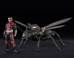S.H. FIGUARTS ANT MAN & ANT SET